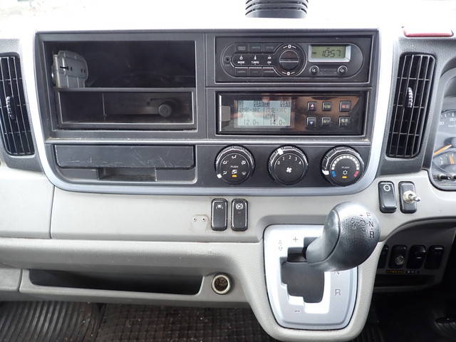 三菱ふそうキャンター冷凍車（冷蔵車）小型（2t・3t）[写真35]