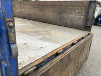 いすゞフォワード平ボディ増トン（6t・8t）[写真11]