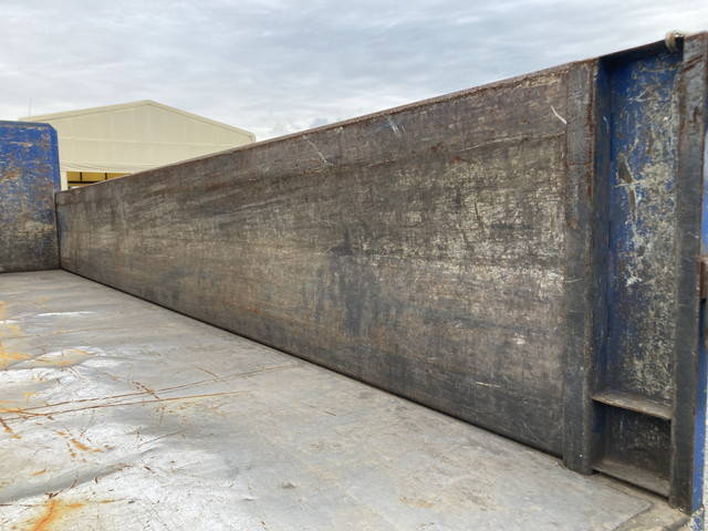 いすゞフォワード平ボディ増トン（6t・8t）[写真11]