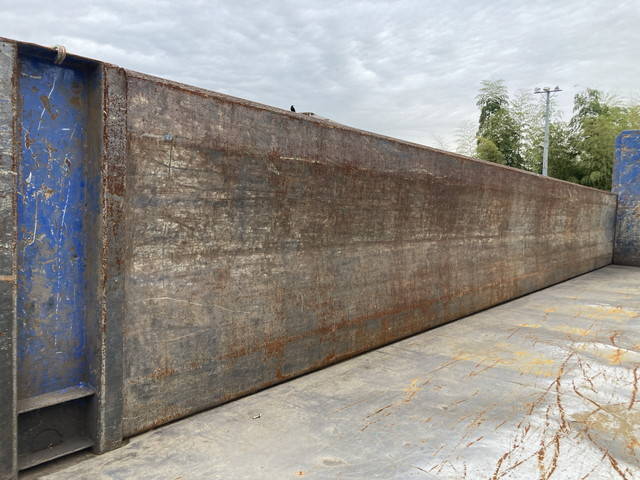 いすゞフォワード平ボディ増トン（6t・8t）[写真12]