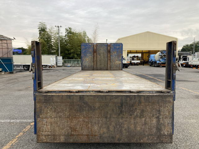 いすゞフォワード平ボディ増トン（6t・8t）[写真13]