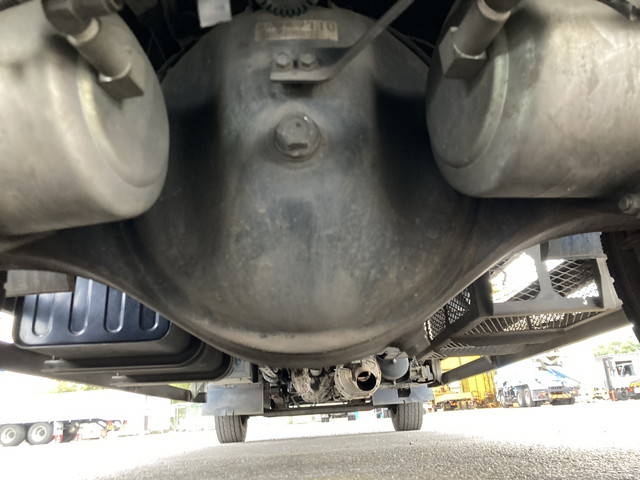 いすゞフォワード平ボディ増トン（6t・8t）[写真24]