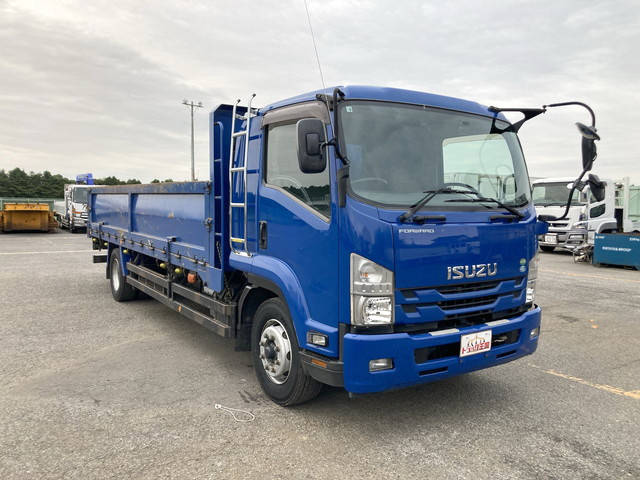 いすゞフォワード平ボディ増トン（6t・8t）[写真03]