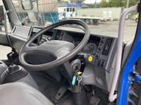 いすゞフォワード平ボディ増トン（6t・8t）[写真32]