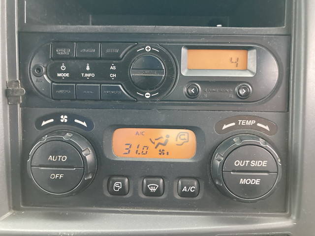 いすゞフォワード平ボディ増トン（6t・8t）[写真35]