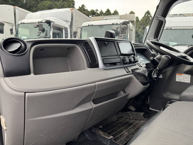 三菱ふそうキャンターダンプ小型（2t・3t）[写真18]