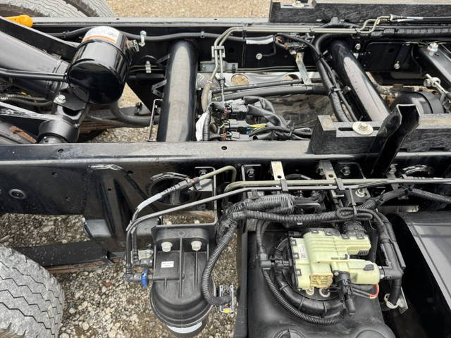 三菱ふそうキャンターダンプ小型（2t・3t）[写真23]