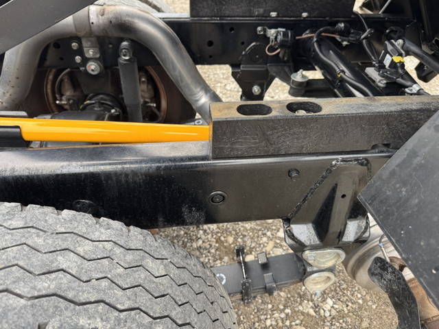 三菱ふそうキャンターダンプ小型（2t・3t）[写真26]