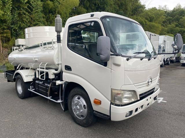 日野デュトロバキュームカー2013年(平成25年)TKG-XZU600E
