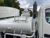 日野デュトロバキュームカー小型（2t・3t）[写真13]