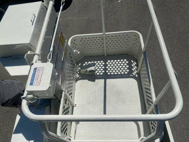 日野デュトロ高所作業車小型（2t・3t）[写真12]