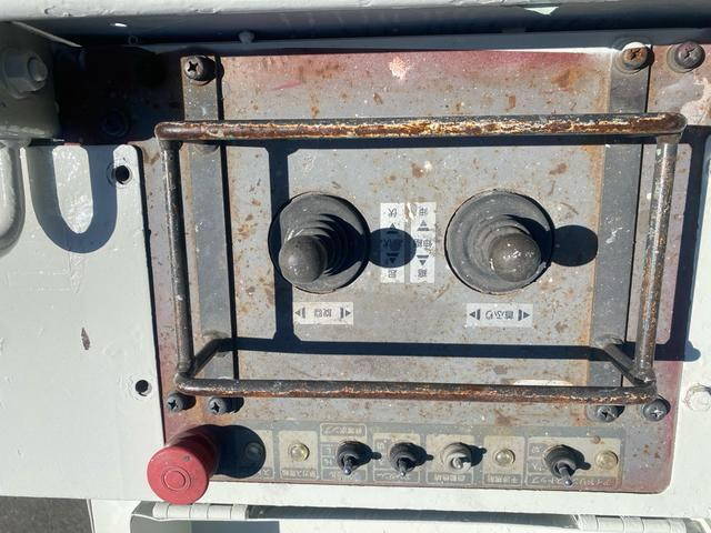 日野デュトロ高所作業車小型（2t・3t）[写真13]