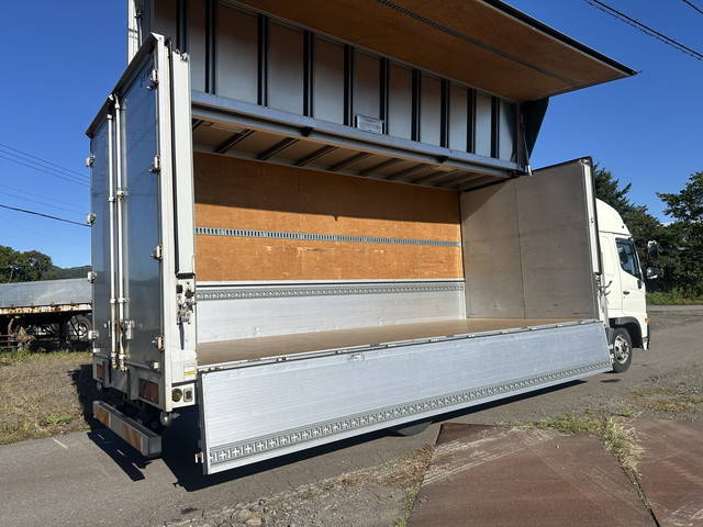 日野レンジャーアルミウイング中型（4t）[写真04]