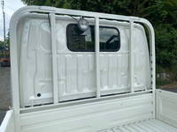 トヨタトヨエース平ボディ小型（2t・3t）[写真12]