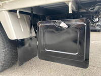 トヨタトヨエース平ボディ小型（2t・3t）[写真14]