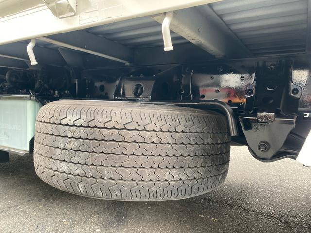 トヨタトヨエース平ボディ小型（2t・3t）[写真14]