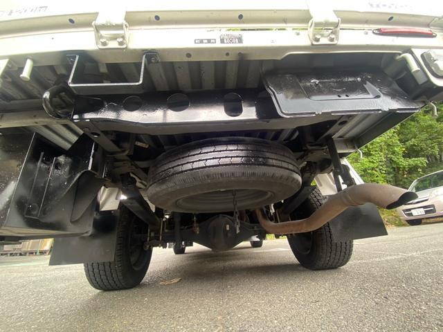 トヨタトヨエース平ボディ小型（2t・3t）[写真15]