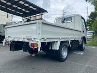 トヨタトヨエース平ボディ小型（2t・3t）[写真05]