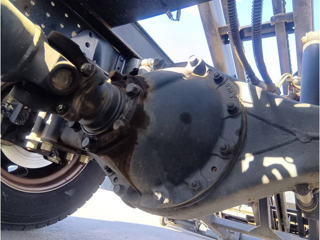 三菱ふそうキャンターセーフティローダー小型（2t・3t）[写真16]