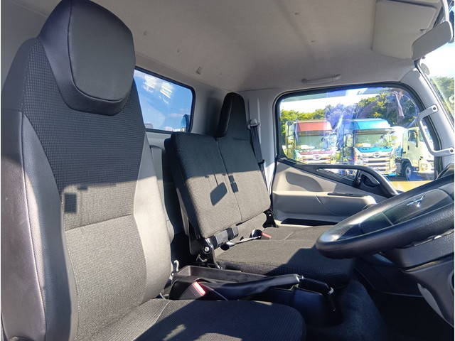 三菱ふそうキャンターセーフティローダー小型（2t・3t）[写真19]