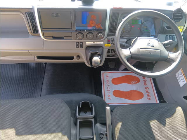 三菱ふそうキャンターセーフティローダー小型（2t・3t）[写真21]