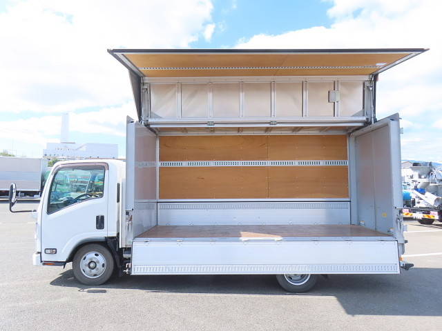 いすゞエルフアルミウイング小型（2t・3t）[写真26]