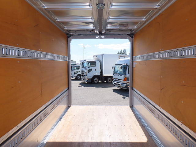 いすゞエルフアルミウイング小型（2t・3t）[写真28]