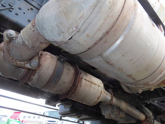 三菱ふそうファイターコンテナ専用車増トン（6t・8t）[写真11]