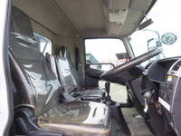 三菱ふそうファイターコンテナ専用車増トン（6t・8t）[写真19]