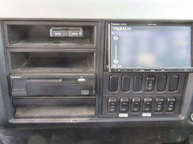 三菱ふそうファイターコンテナ専用車増トン（6t・8t）[写真22]