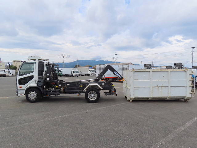 三菱ふそうファイターコンテナ専用車増トン（6t・8t）[写真27]