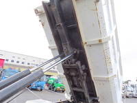 三菱ふそうファイターコンテナ専用車増トン（6t・8t）[写真30]