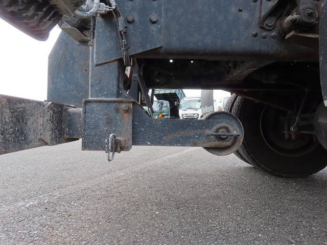 三菱ふそうファイターコンテナ専用車増トン（6t・8t）[写真32]