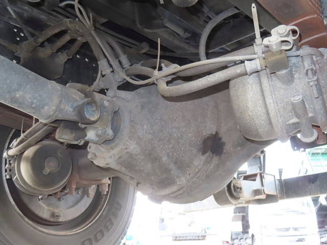 三菱ふそうファイターコンテナ専用車増トン（6t・8t）[写真08]