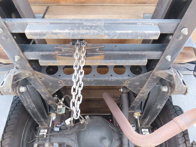 いすゞエルフクレーン3段小型（2t・3t）[写真10]