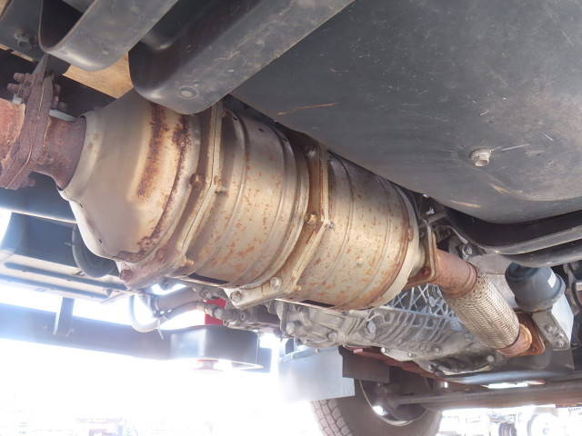 いすゞエルフクレーン3段小型（2t・3t）[写真11]