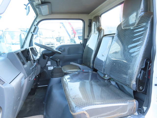 いすゞエルフクレーン3段小型（2t・3t）[写真19]