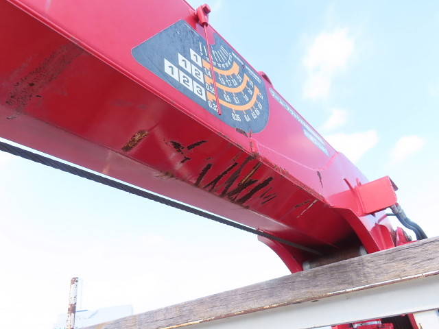 いすゞエルフクレーン3段小型（2t・3t）[写真29]