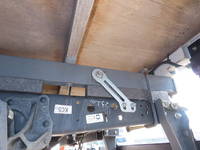 いすゞエルフクレーン3段小型（2t・3t）[写真10]