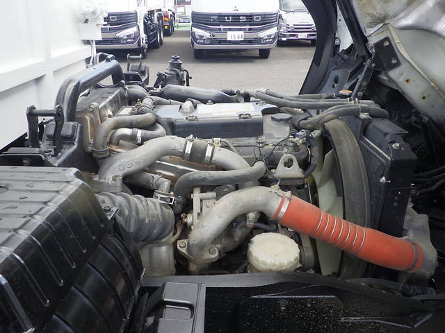 いすゞフォワードダンプ中型（4t）[写真20]