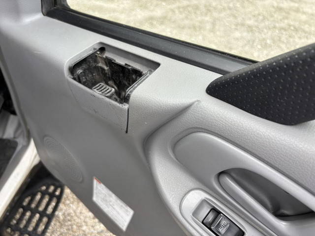 日野デュトロセルフクレーン4段小型（2t・3t）[写真26]