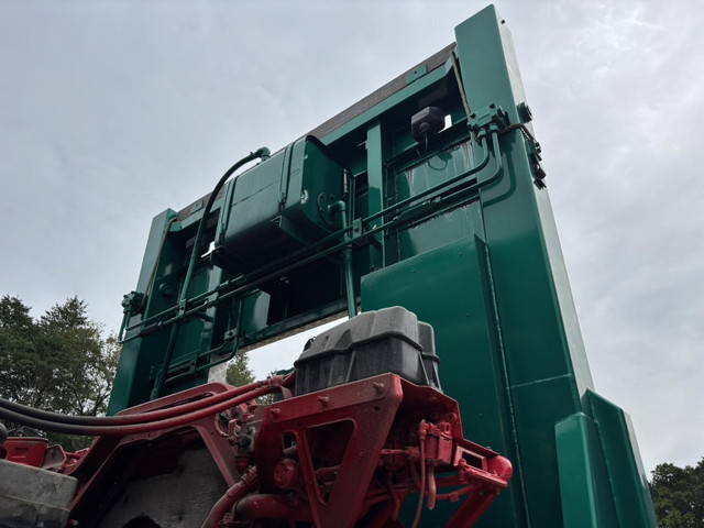 日野プロフィアセルフローダー大型（10t）[写真35]