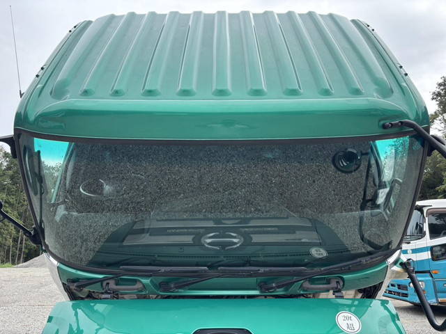 日野プロフィアセルフローダー大型（10t）[写真37]