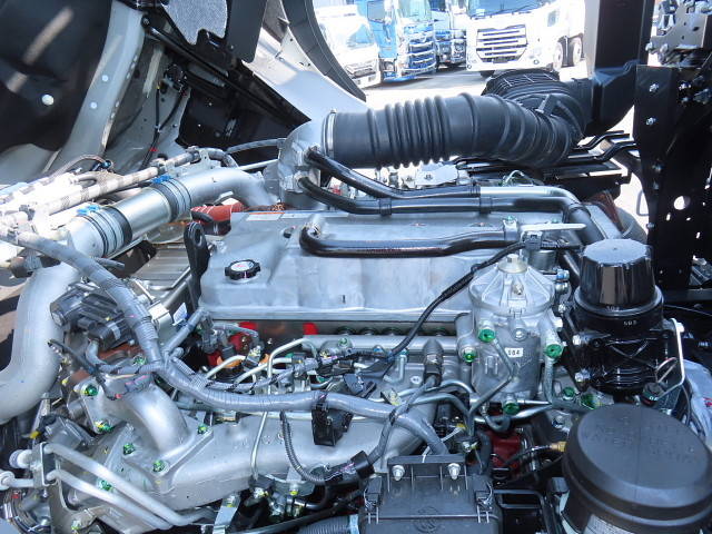 日野プロフィアアルミブロック大型（10t）[写真14]