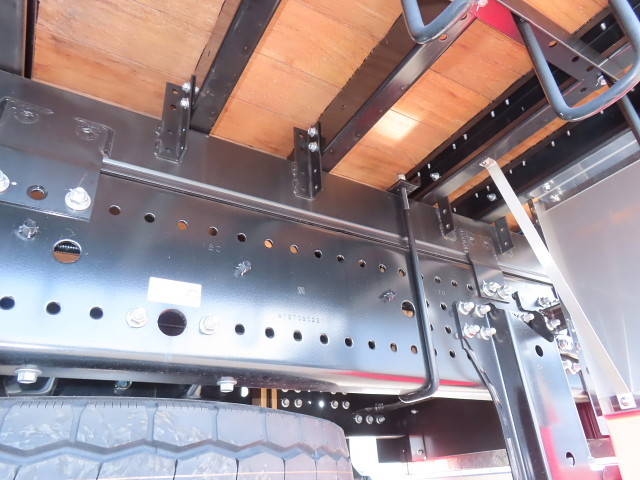 日野プロフィアアルミブロック大型（10t）[写真09]