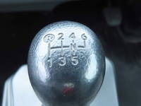 日野デュトロ平ボディ小型（2t・3t）[写真23]