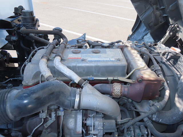 日野レンジャー平ボディ増トン（6t・8t）[写真15]