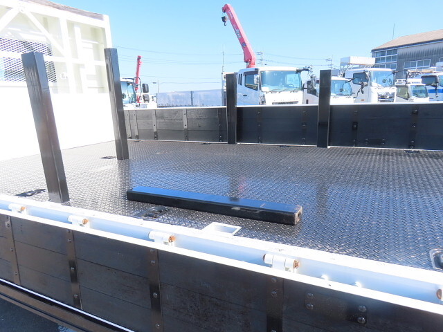 日野レンジャー平ボディ増トン（6t・8t）[写真27]