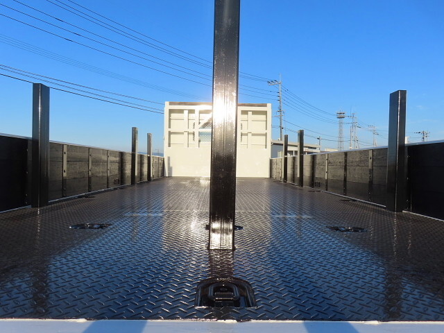 日野レンジャー平ボディ増トン（6t・8t）[写真28]