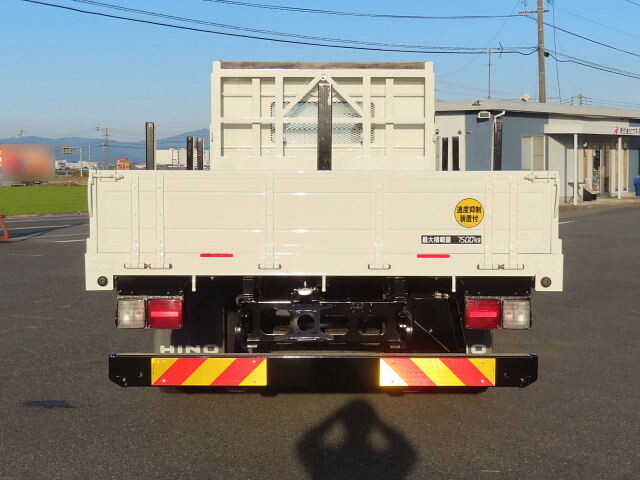 日野レンジャー平ボディ増トン（6t・8t）[写真05]